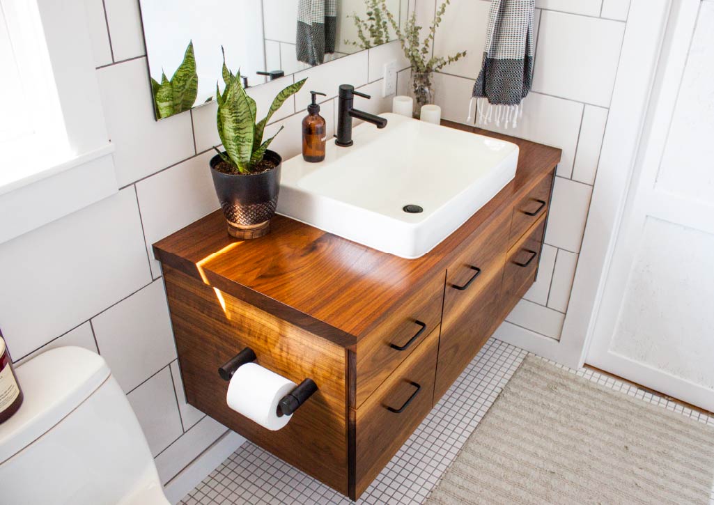 organizare accesorii baie mica